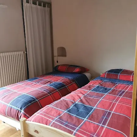 Affascinante Ai Piedi Dell'ovovia * كورمايور