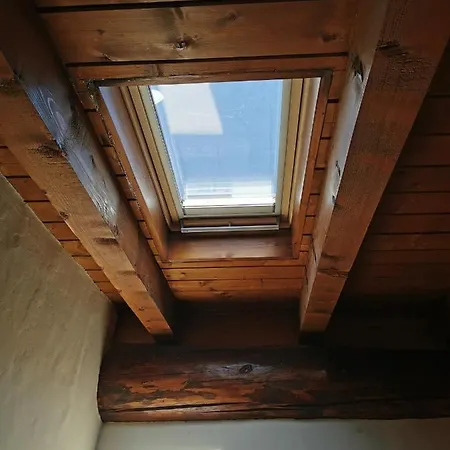 Affascinante Ai Piedi Dell'ovovia كورمايور