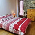 Affascinante Ai Piedi Dell'ovovia Courmayeur