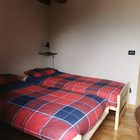 Affascinante Ai Piedi Dell'ovovia Apartment Courmayeur