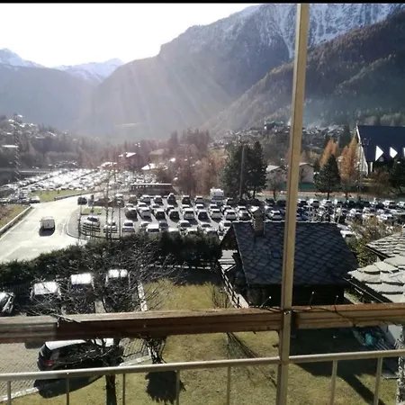 Lägenhet Affascinante Ai Piedi Dell'ovovia